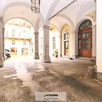 Scarampi Boutique Flat, Eleganza Storica In Centro