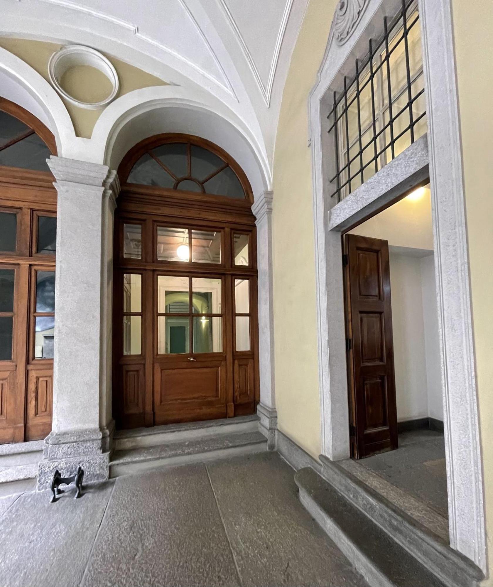 Scarampi Boutique Flat, Eleganza Storica In Centro Apartamento Turín
